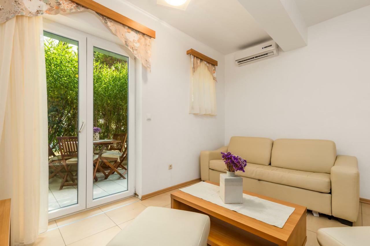 Apartment Villas Kampor