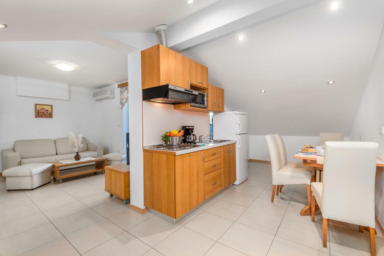 Villas Kampor Apartment *